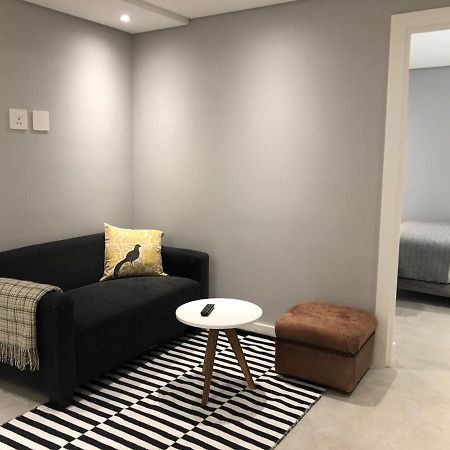 Appartement Private Bachelor Pad In Sea Point à Le Cap Extérieur photo